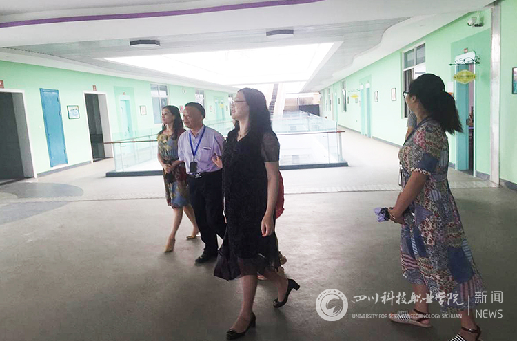 成都大学继续教育学院领导莅临我校洽谈合作(图2)