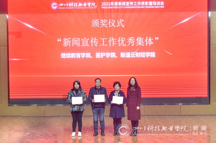 8-21121FR0334b.jpg